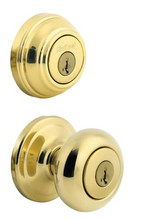 Load image into Gallery viewer, Kwikset Juno Polished Brass Exterior Entry Door Knob and Double Cylinder Deadbolt Combo Pack Featuring SmartKey Security
